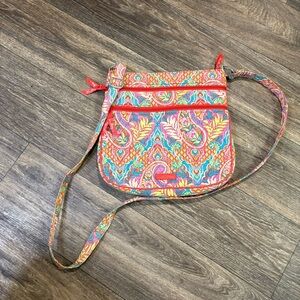 Vera Bradley Paisley In Paradise Pattern Triple Zip Hipster
